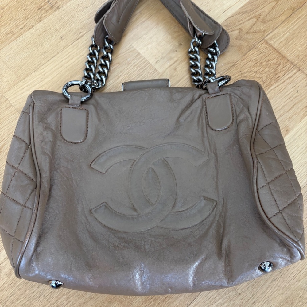 CHANEL Shoulder Bag, Tan/Taupe, Quilted Sides, Silver Chunky Chain